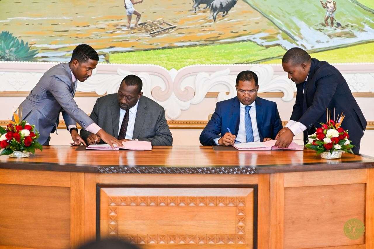 Signature officielle des accords d'ingénierie et de développement à Madagascar